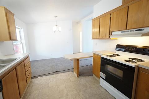 633 E Archwood Dr #50, Eagle Point, OR 97524 photo 5