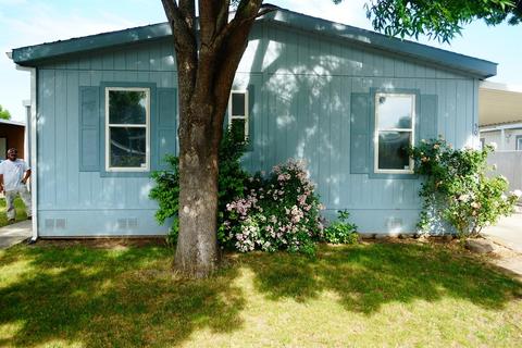 633 E Archwood Dr #50, Eagle Point, OR 97524 photo 1