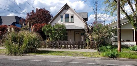 1031 E Main St, Ashland, OR 97520 photo 1