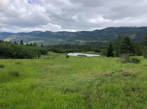 14200 E Antelope Rd, Eagle Point, OR 97524 photo 8