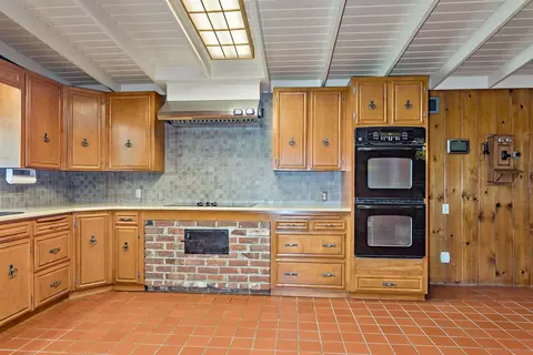 2211 Hillside Dr, Central Point, OR 97502 photo 17