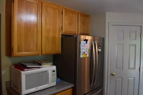 998 Ridgeview Dr, Eagle Point, OR 97524 photo 3