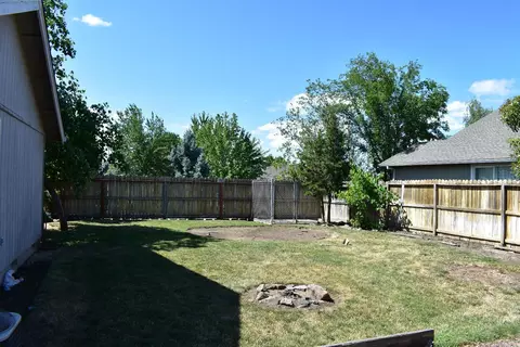 998 Ridgeview Dr, Eagle Point, OR 97524 photo 5