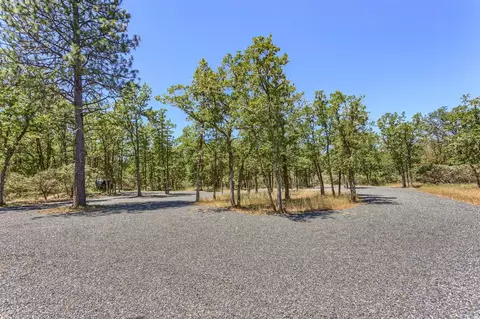 150 Jonathan St, Grants Pass, OR 97526 photo 1