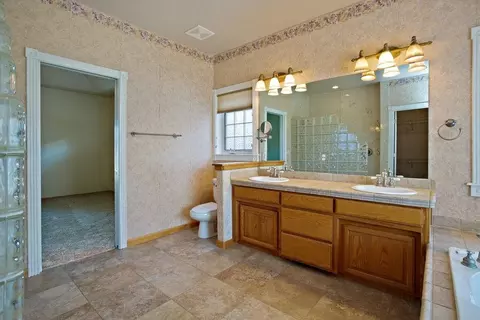 914 Ridgeview Dr, Eagle Point, OR 97524 photo 28
