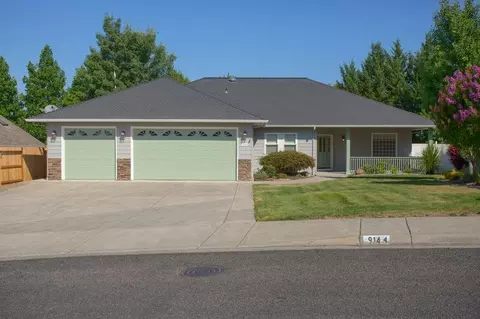 914 Ridgeview Dr, Eagle Point, OR 97524 photo 4