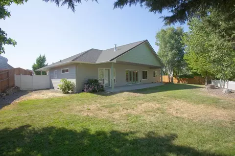 914 Ridgeview Dr, Eagle Point, OR 97524 photo 9