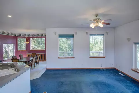 545 Ridgeway Ave, Central Point, OR 97502 photo 9