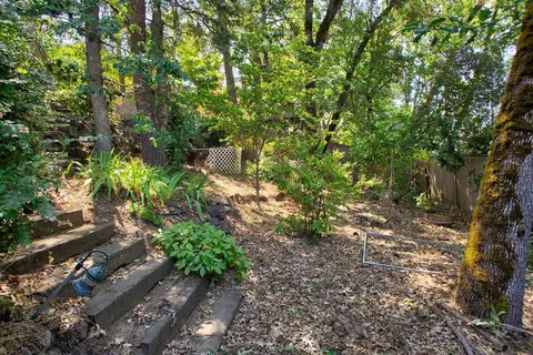 545 Ridgeway Ave, Central Point, OR 97502 photo 30