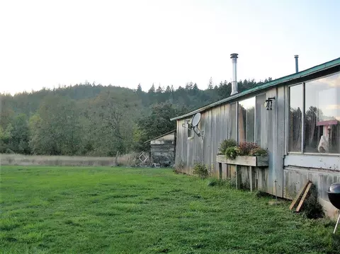 308 Mona Way, Cave Junction, OR 97523 photo 1
