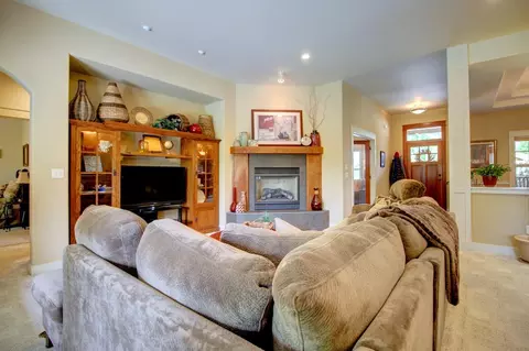 1144 Michael Ln, Eagle Point, OR 97524 photo 12