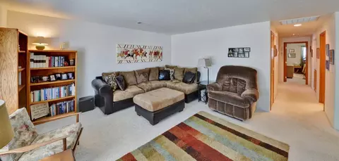 582 Mitchell Way, Central Point, OR 97502 photo 11