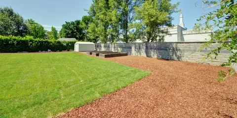 582 Mitchell Way, Central Point, OR 97502 photo 28