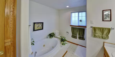 582 Mitchell Way, Central Point, OR 97502 photo 17