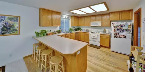 582 Mitchell Way, Central Point, OR 97502 photo 5