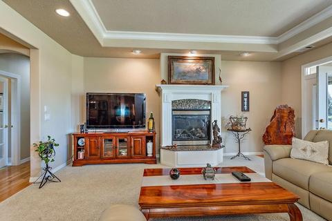 962 St Andrews Way, Eagle Point, OR 97524 photo 8