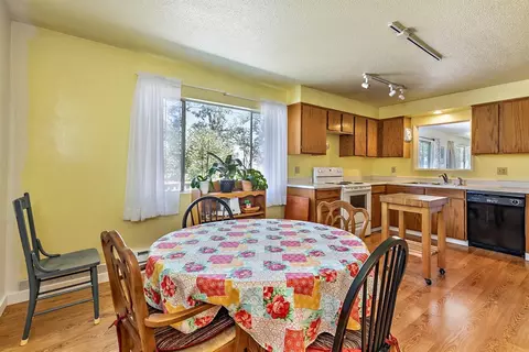 11773 Highway 62, Eagle Point, OR 97524 photo 24
