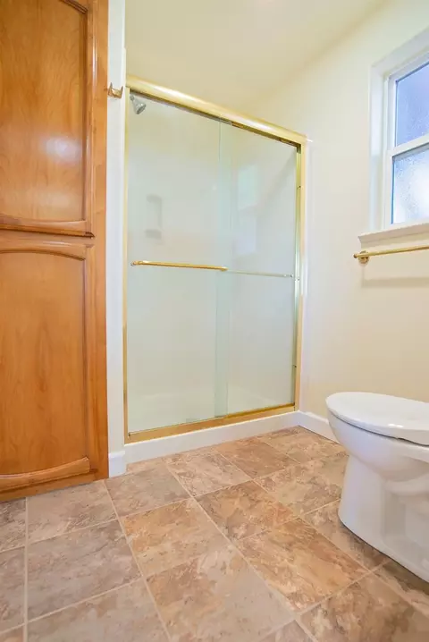 641 Crystal Dr, Eagle Point, OR 97524 photo 17