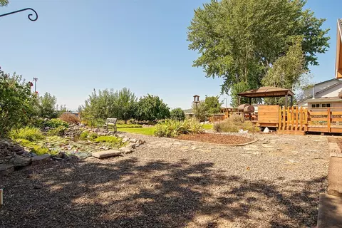 641 Crystal Dr, Eagle Point, OR 97524 photo 26