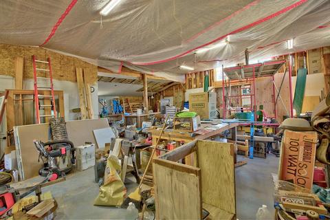 2828 Hammel Rd, Eagle Point, OR 97524 photo 7