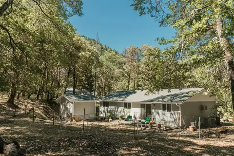 1347 Summit Loop, Grants Pass, OR 97527 photo 22