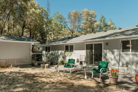 1347 Summit Loop, Grants Pass, OR 97527 photo 11