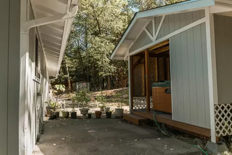 1347 Summit Loop, Grants Pass, OR 97527 photo 12