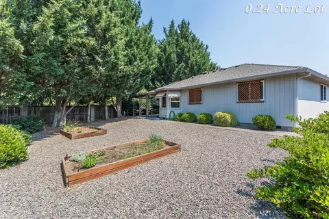101 Meadow View Dr, Phoenix, OR 97535 photo 4