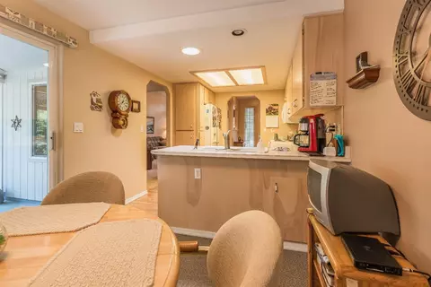 101 Meadow View Dr, Phoenix, OR 97535 photo 10