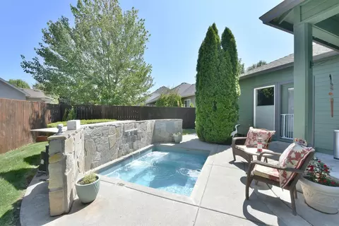 929 St Andrews Way, Eagle Point, OR 97524 photo 18