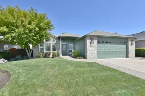 929 St Andrews Way, Eagle Point, OR 97524 photo 1