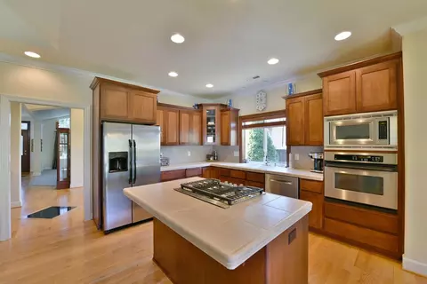 929 St Andrews Way, Eagle Point, OR 97524 photo 14