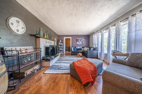 2883 Juniper Ave, Central Point, OR 97502 photo 2