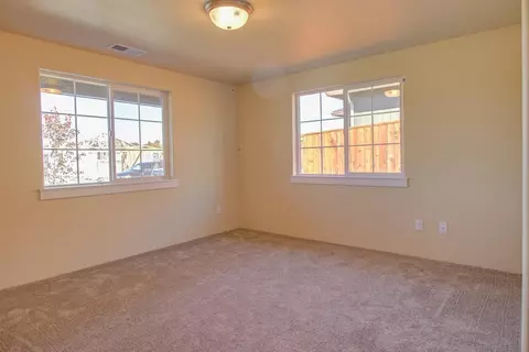 711 Sheffield Dr, Eagle Point, OR 97524 photo 13