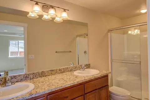 711 Sheffield Dr, Eagle Point, OR 97524 photo 18