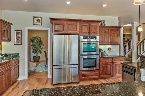 223 Pine Lake Dr, Eagle Point, OR 97524 photo 15