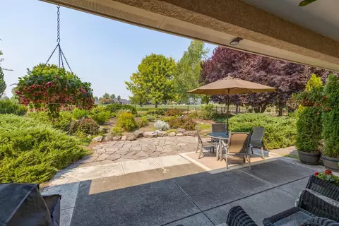 223 Pine Lake Dr, Eagle Point, OR 97524 photo 33