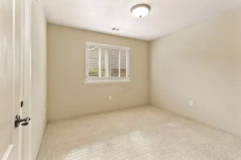129 Glenwood Dr, Eagle Point, OR 97524 photo 22