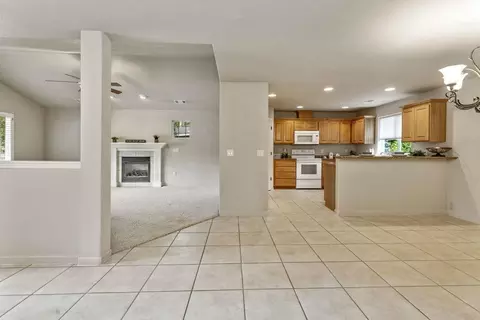 129 Glenwood Dr, Eagle Point, OR 97524 photo 11