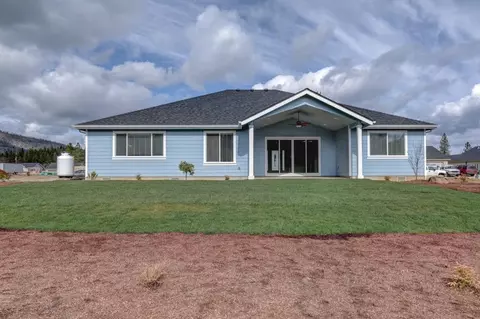 253 Pomeroy View Dr, Cave Junction, OR 97523 photo 3