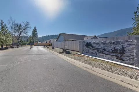 253 Pomeroy View Dr, Cave Junction, OR 97523 photo 33