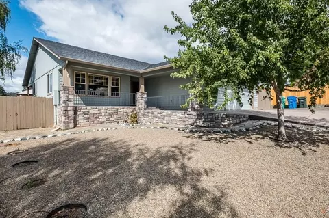 1053 Highlands Dr, Eagle Point, OR 97524 photo 3