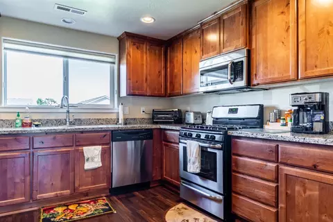 931 Sellwood Dr, Eagle Point, OR 97524 photo 12