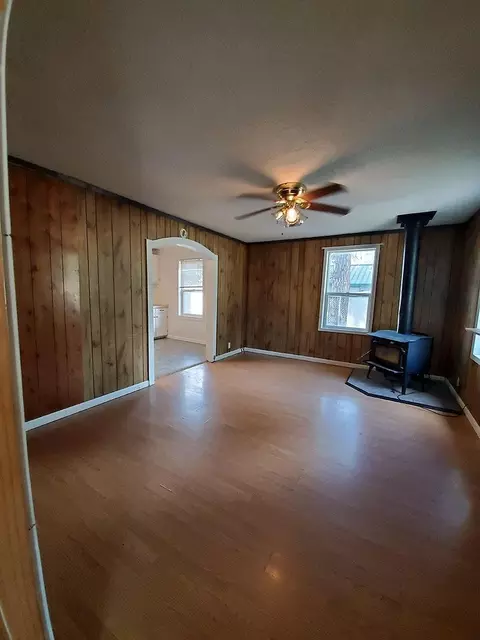 622 S 3rd Ave, Chiloquin, OR 97624 photo 8