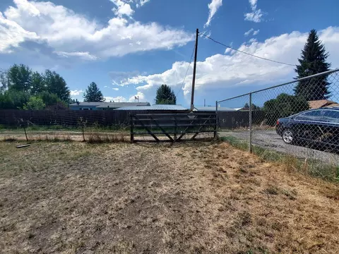 622 S 3rd Ave, Chiloquin, OR 97624 photo 22