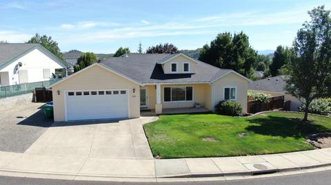933 Ridgeview Dr, Eagle Point, OR 97524 photo 1
