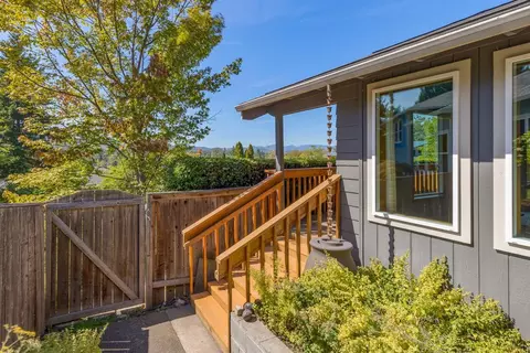 209 Ray St, Phoenix, OR 97535 photo 31