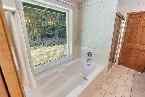 209 Ray St, Phoenix, OR 97535 photo 17