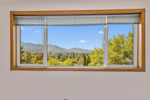 209 Ray St, Phoenix, OR 97535 photo 21