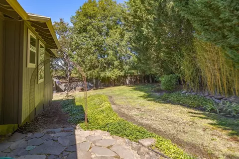 209 Ray St, Phoenix, OR 97535 photo 34